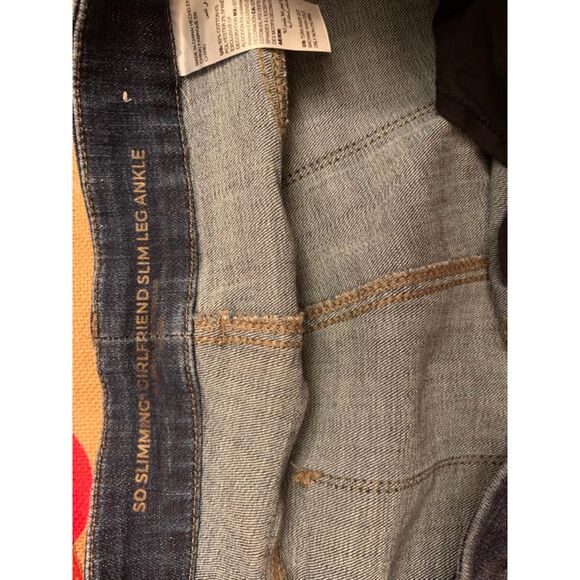 Chico's 14 R So Slimming Girlfriend Slim Leg Ankle Embellished Jeans Stretch EUC - Picture 4 of 4